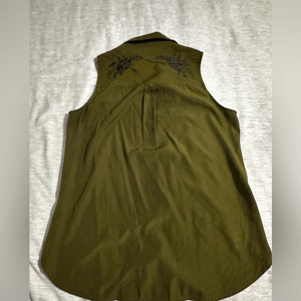 Express button up - Picture 4 of 5